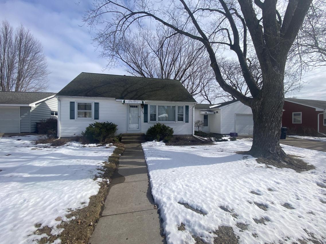526 11th Ave, Onalaska, WI 54650