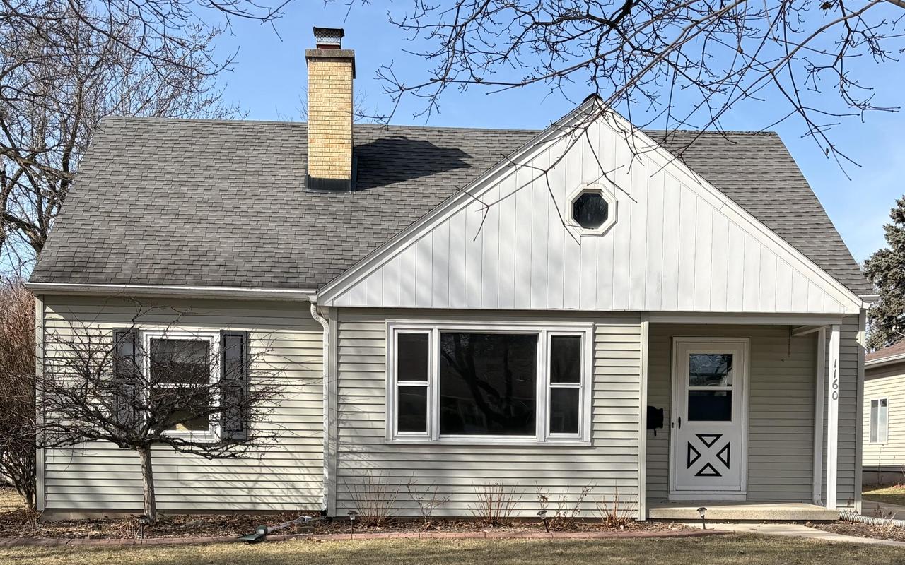 1160 N 9th Ave, West Bend, WI 53090