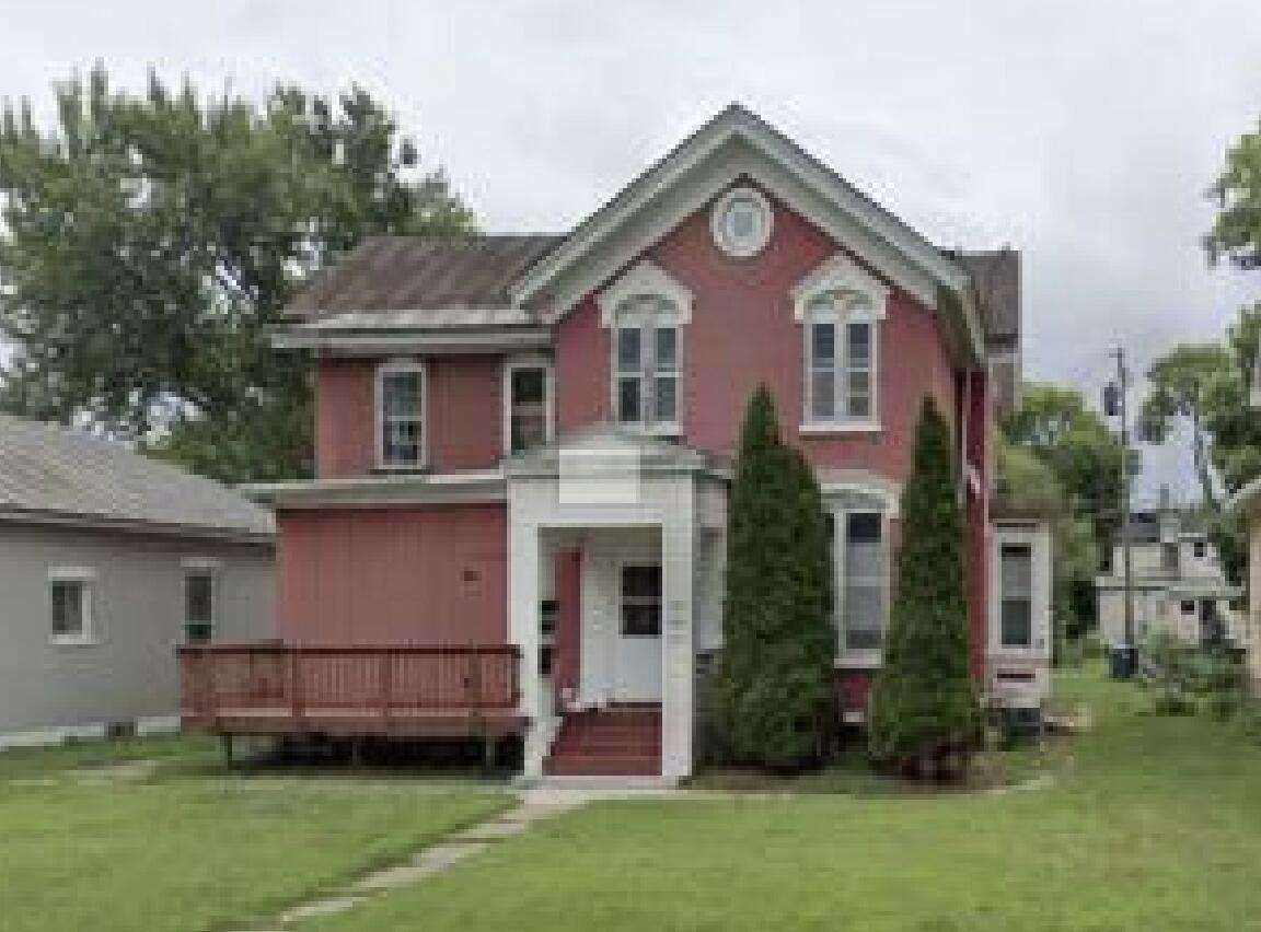 1009 S 7th St #1007, 1011, La Crosse, WI 54601
