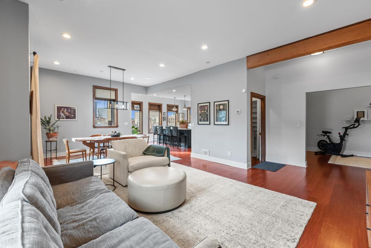 101 W Vine St, Milwaukee, WI 53212