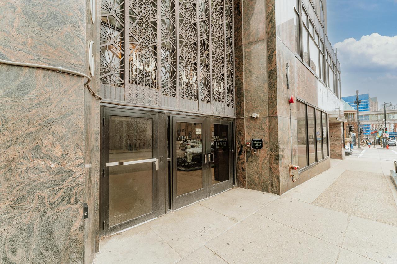 606 W Wisconsin Ave #311, Milwaukee, WI 53203