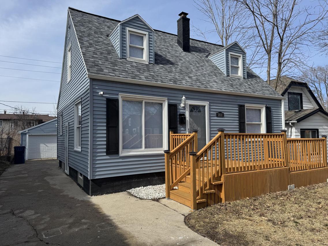 5931 N 42nd St, Milwaukee, WI 53209