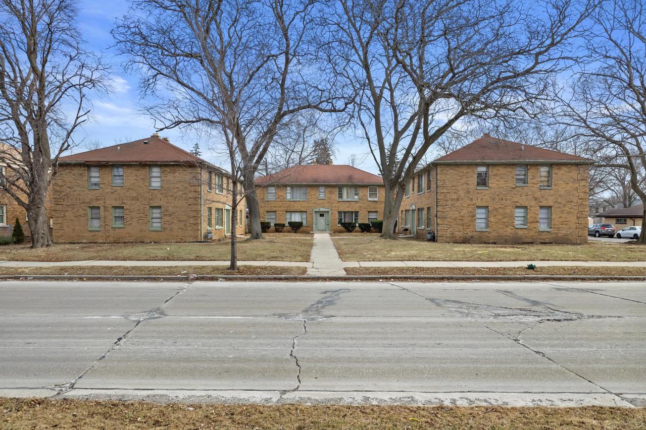 3700-3712 N Sherman Blvd, Milwaukee, WI 53216
