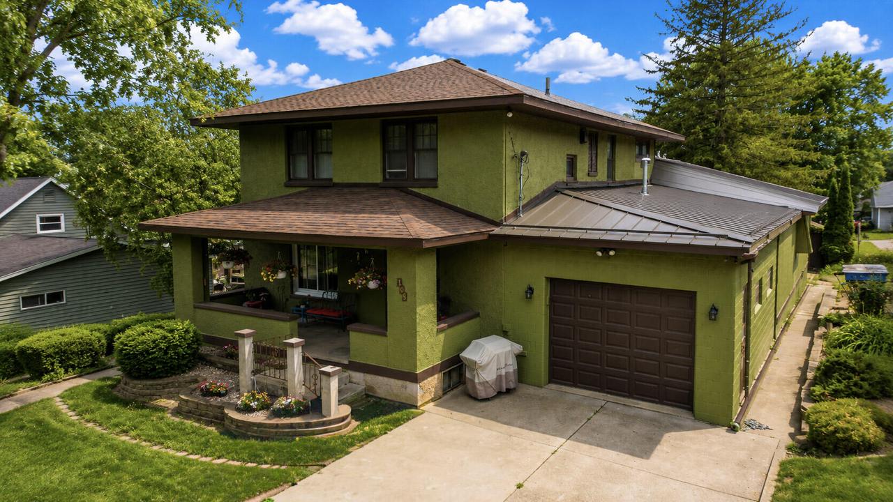 106 Oak St, Westby, WI 54667