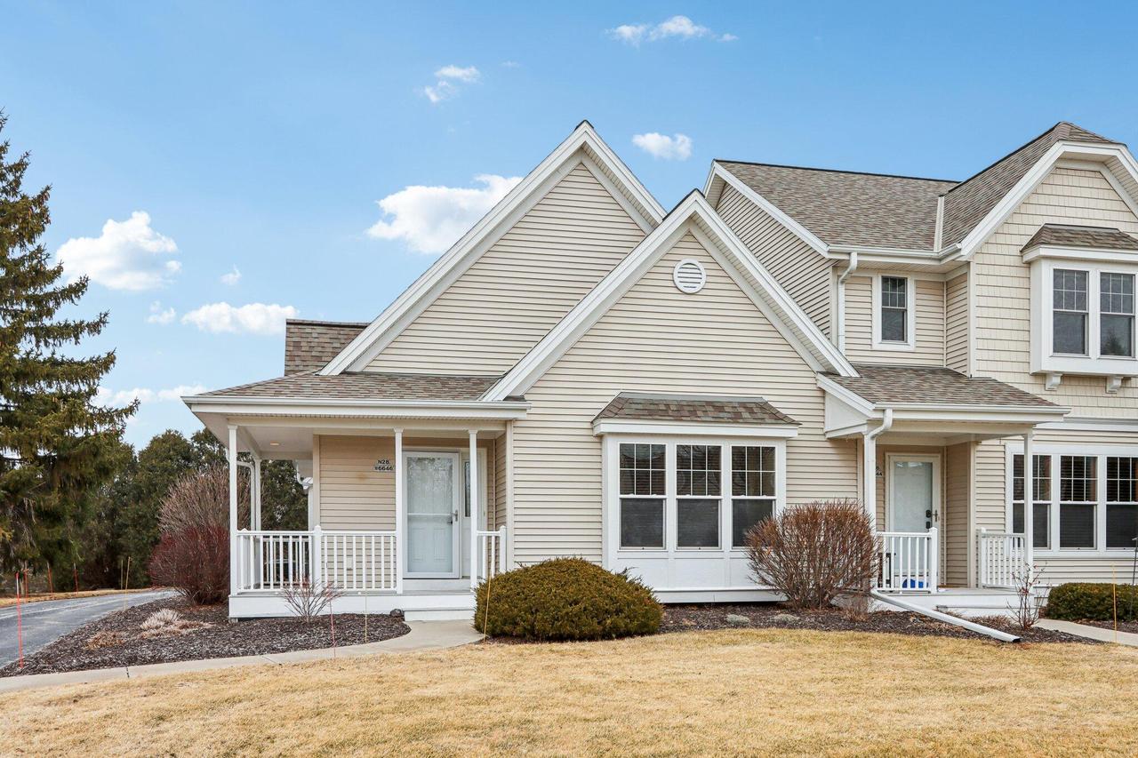 N28W6646 Alyce St, Cedarburg, WI 53012