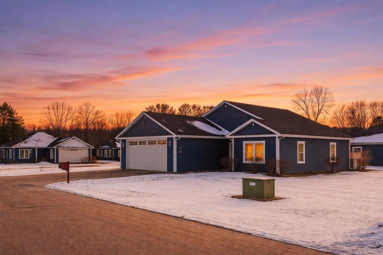 20153 Hammer Ave, Galesville, WI 54630