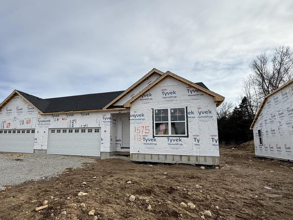 1575 Meadowview Ct, Whitewater, WI 53190