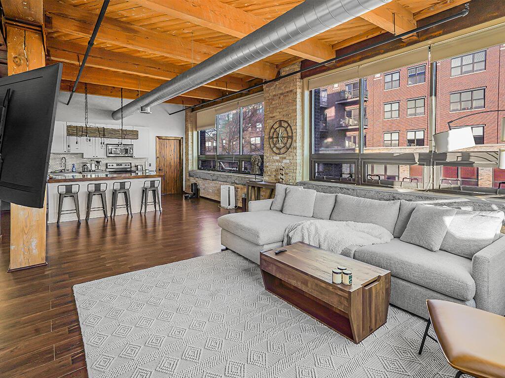 234 E Reservoir Ave #302, Milwaukee, WI 53212