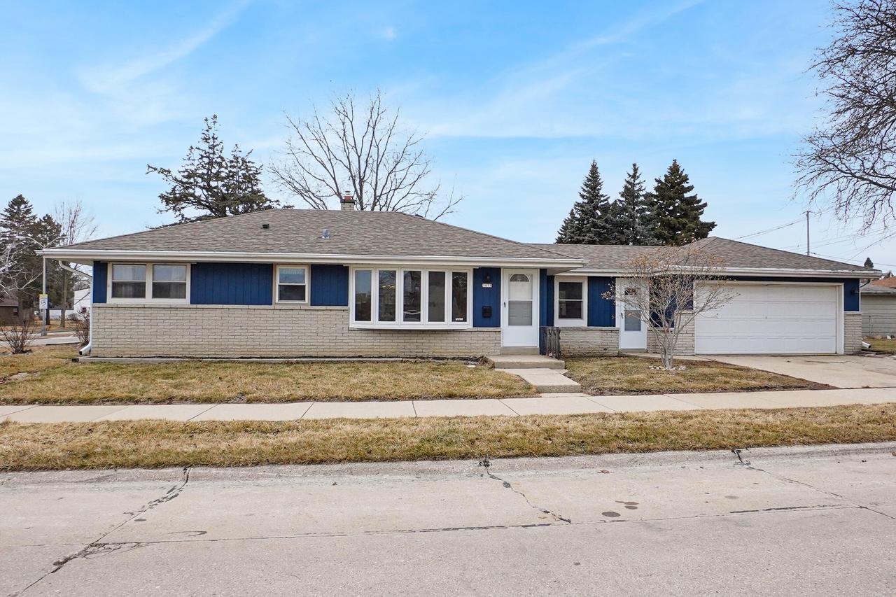 5875 S Quality Ave, Cudahy, WI 53110