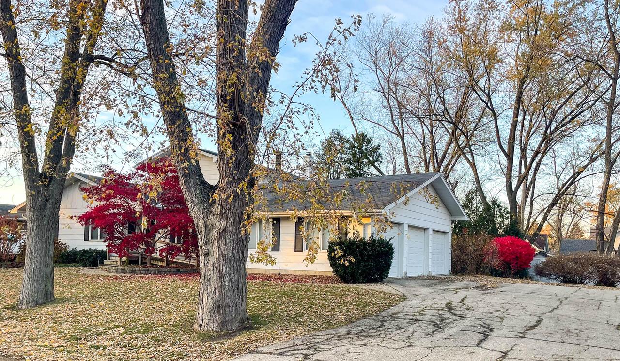 24920 73rd St, Paddock Lake, WI 53168