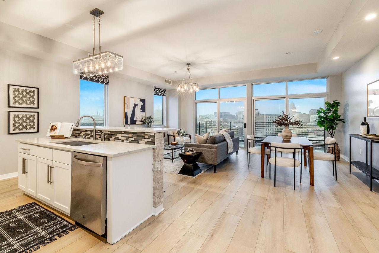 106 W Seeboth St #820, Milwaukee, WI 53204