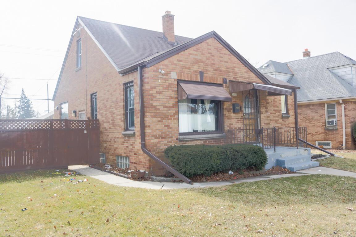 2415 W Morgan Ave, Milwaukee, WI 53221