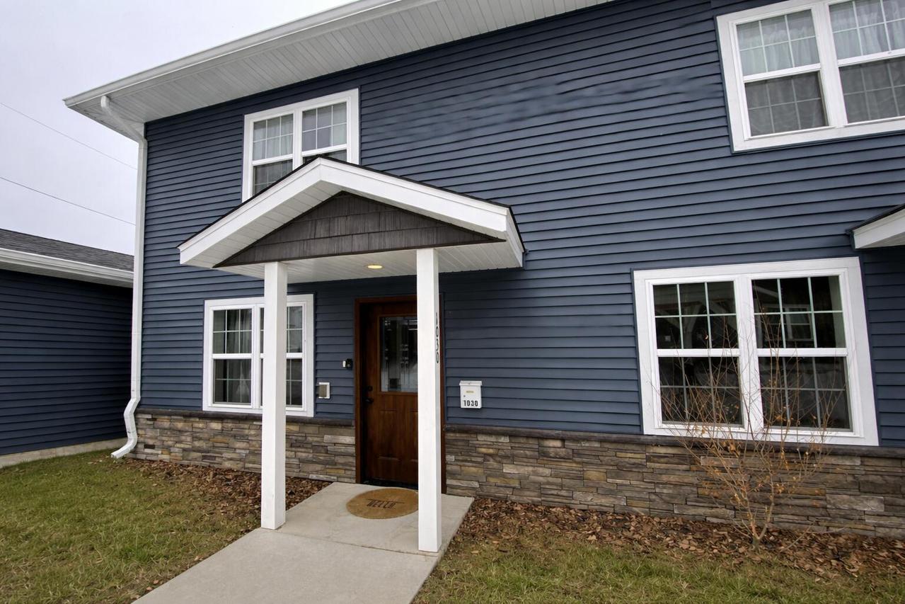 1030 Denton St #4, La Crosse, WI 54601