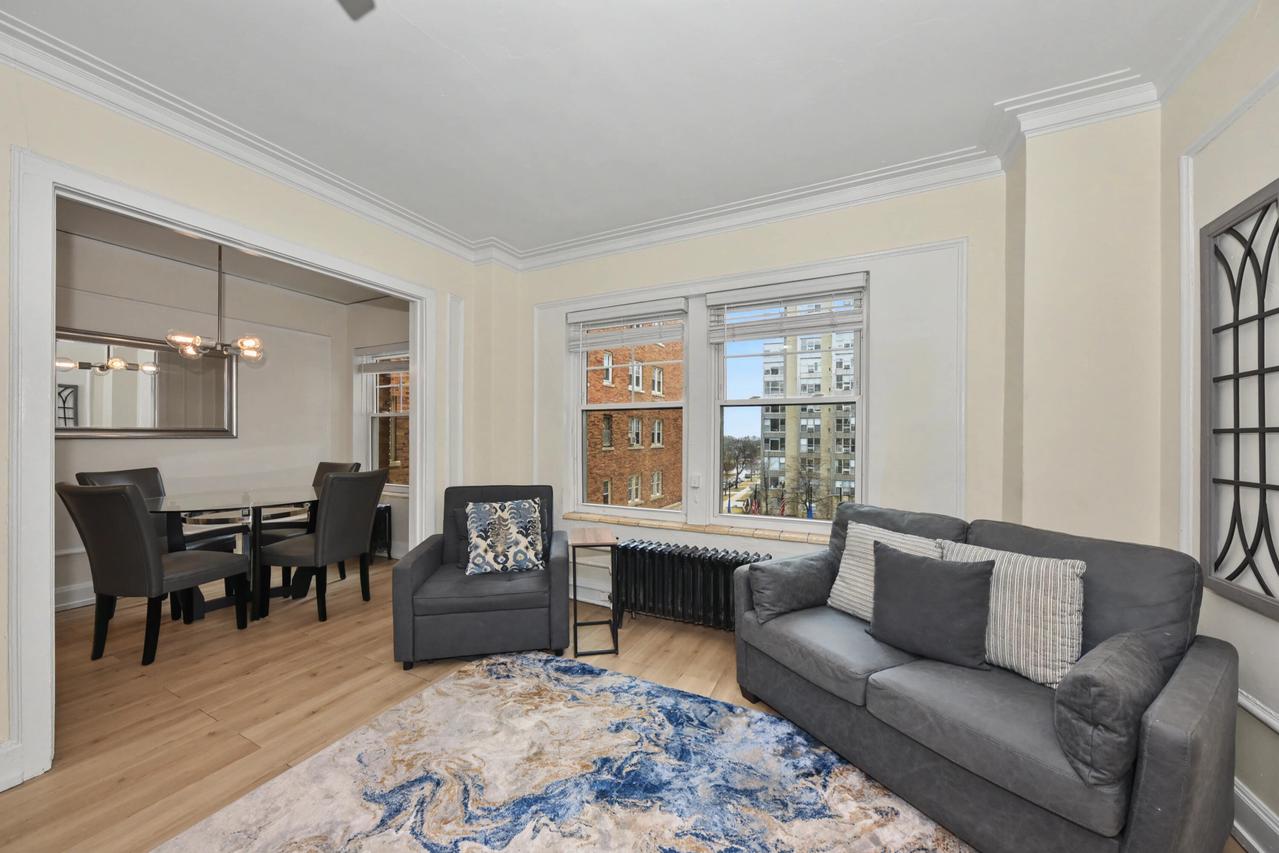 1028 E Juneau Ave #430, Milwaukee, WI 53202