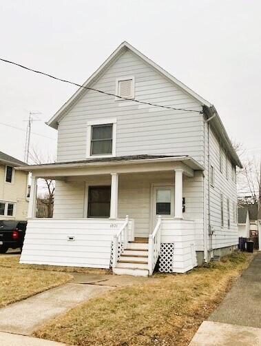 6826 22nd Ave, Kenosha, WI 53143