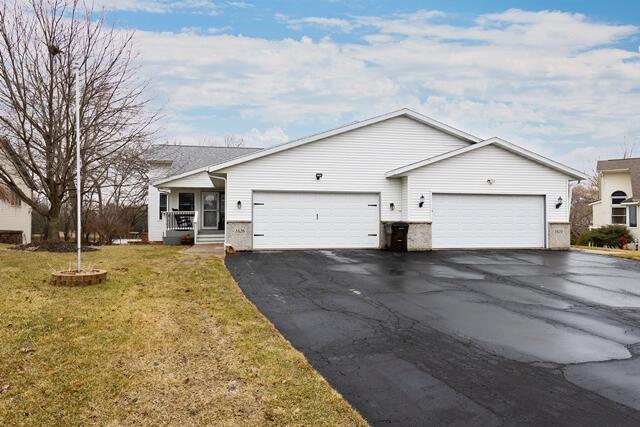 1626 Stacy Ln, Fort Atkinson, WI 53538
