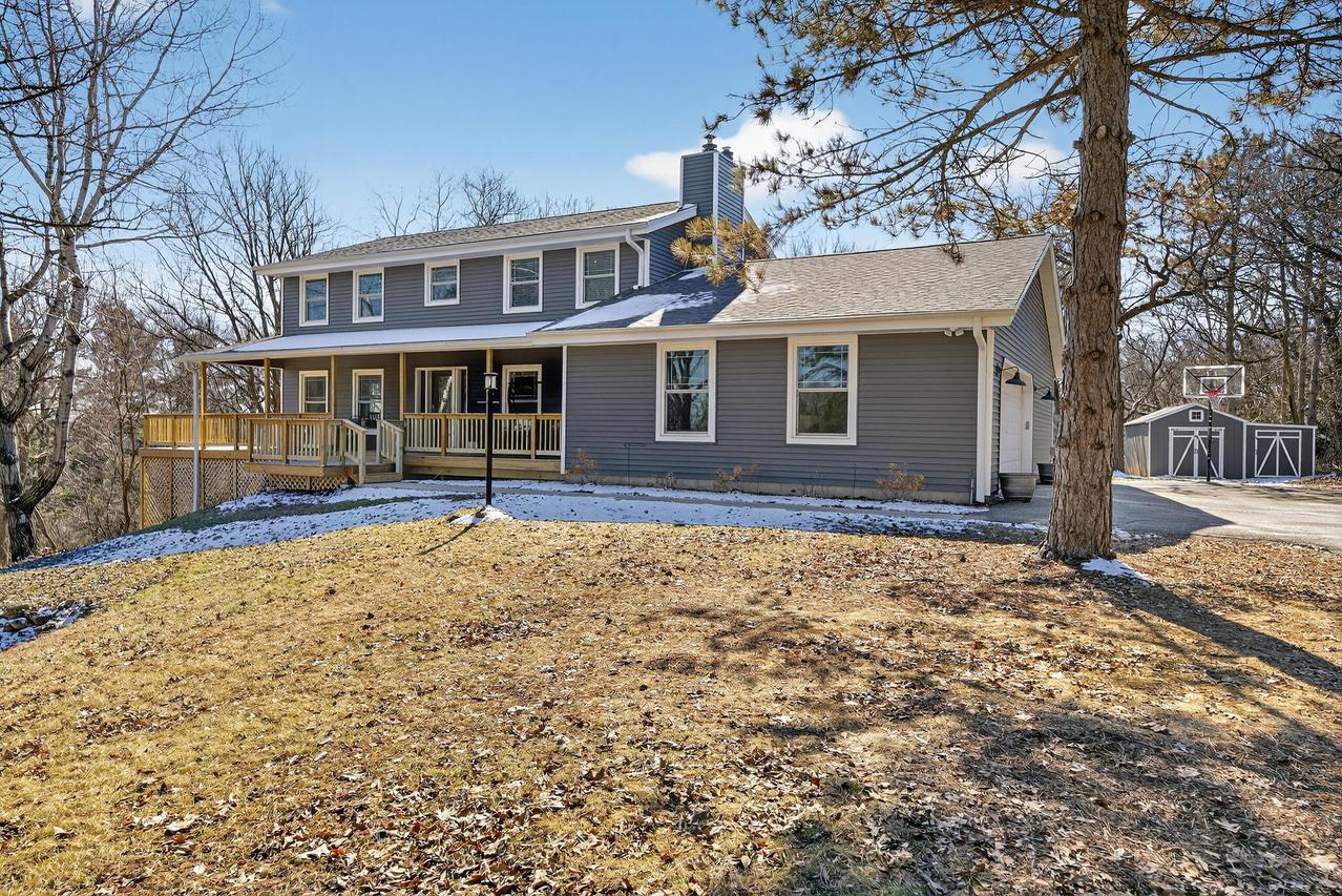 S43W33485 Edwards Dr, Genesee, WI 53118