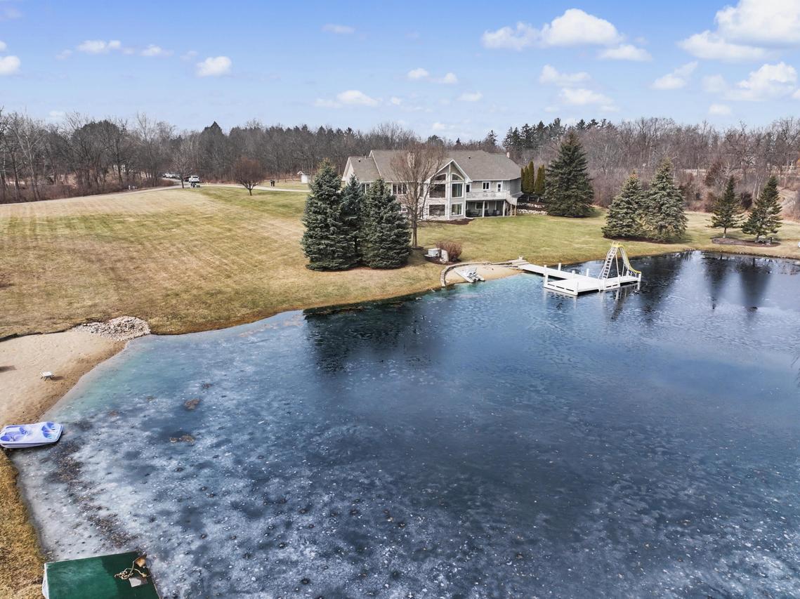 N2568 Snake Rd, Geneva, WI 53147