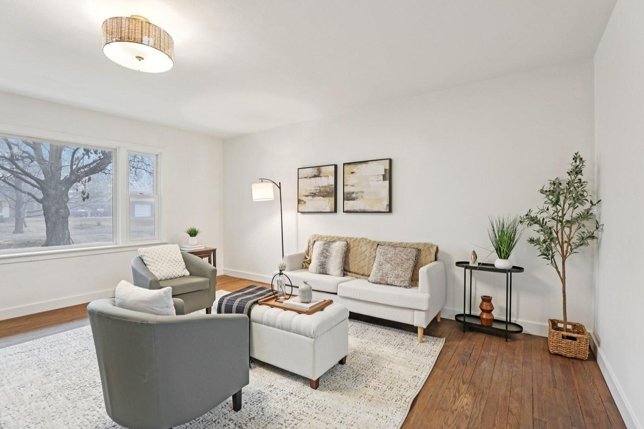 2432 Skyline Dr, Beloit, WI 53511