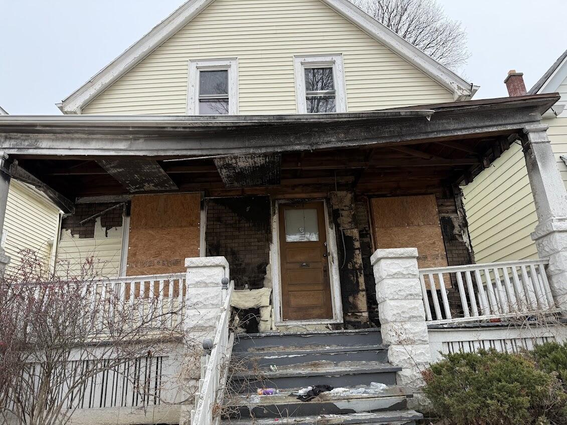 2922 N 17th St, Milwaukee, WI 53206