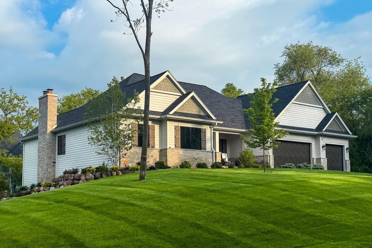 1260 Deer Ct #38-46, Geneva, WI 53147