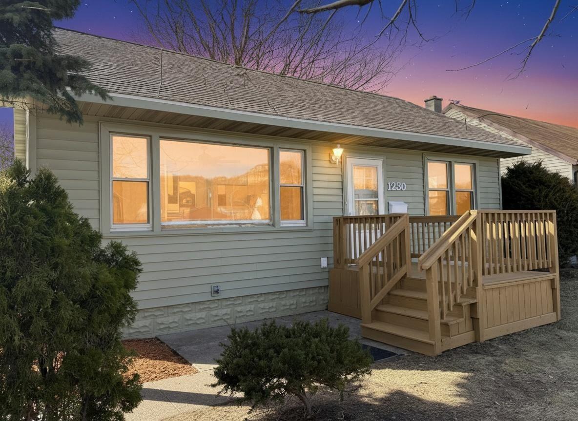 1230 S Losey Blvd, La Crosse, WI 54601