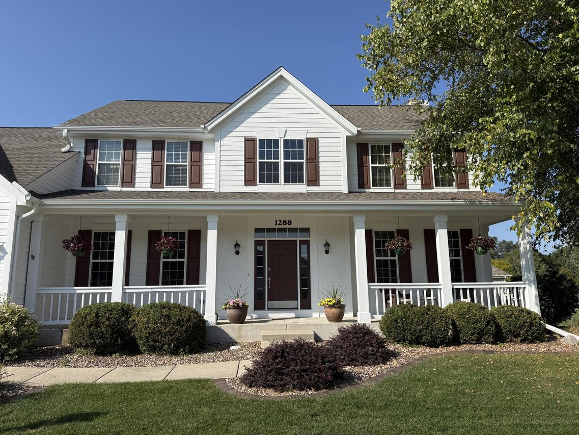 1288 Northview Dr, Oconomowoc, WI 53066