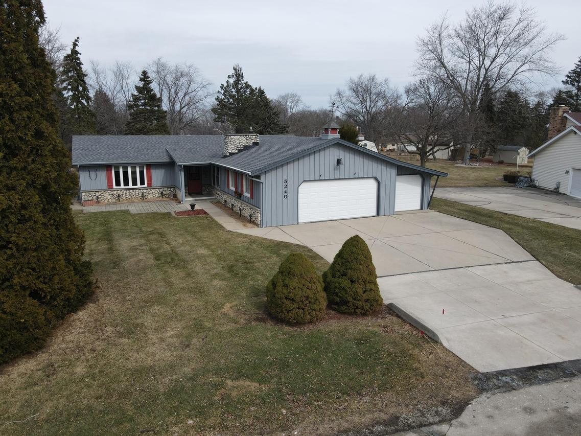 5240 Linden Cir, Caledonia, WI 53406