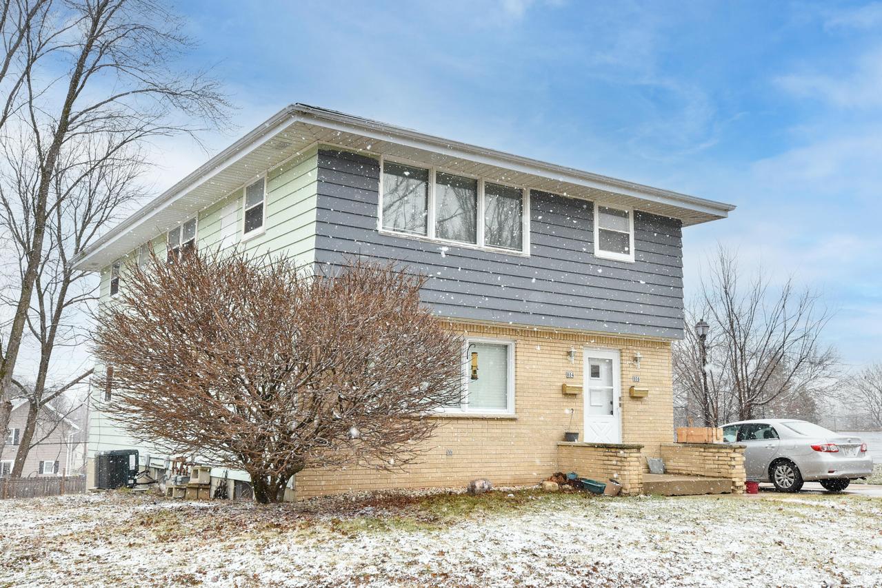 804 John St, Waukesha, WI 53188