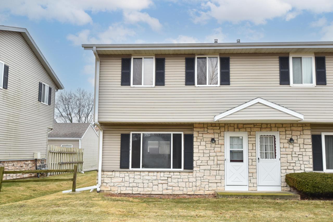 W163N11528 Windsor Ct #A, Germantown, WI 53022