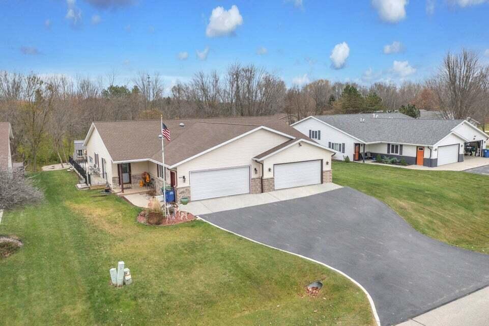 1319 N 49th St, Sheboygan, WI 53081