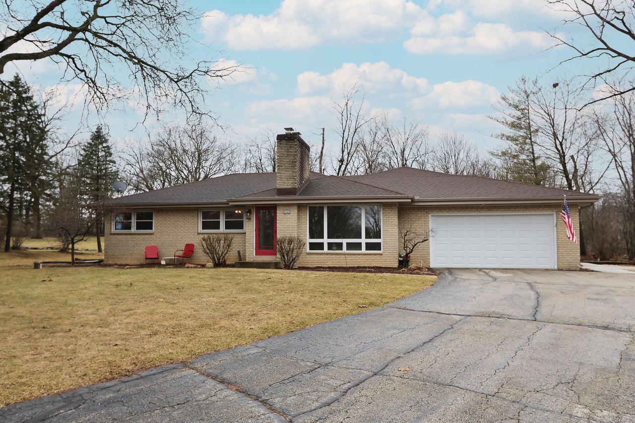 4565 Meadow View East -, Brookfield, WI 53005