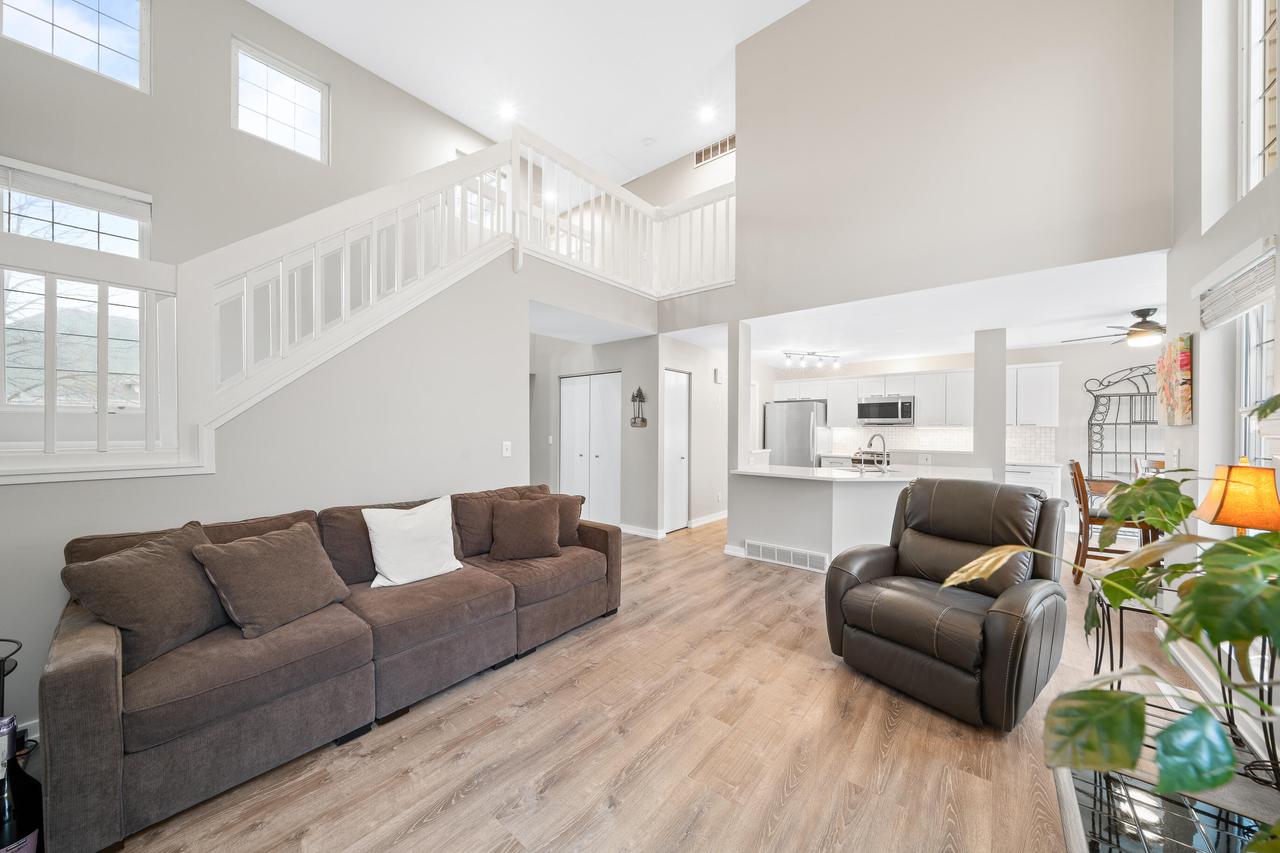 1731 Woodland Cir #12-26, Geneva, WI 53147