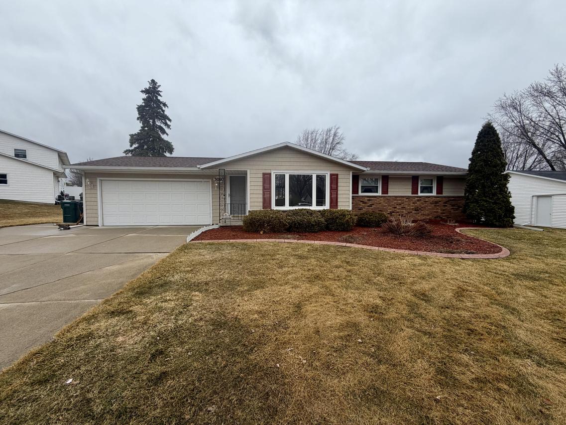 3060 Holland Dr, Howard, WI 54313