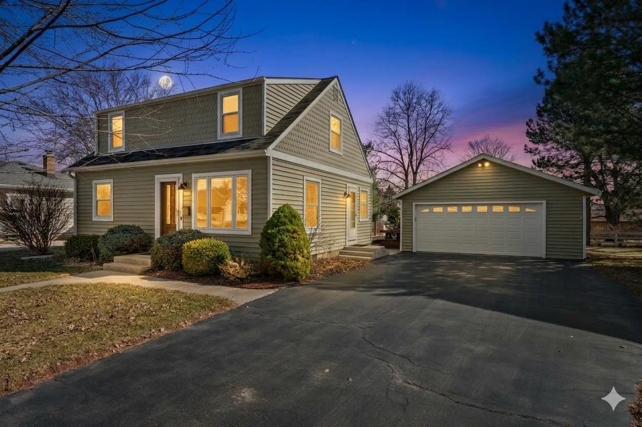 1038 4th Ave, Grafton, WI 53024