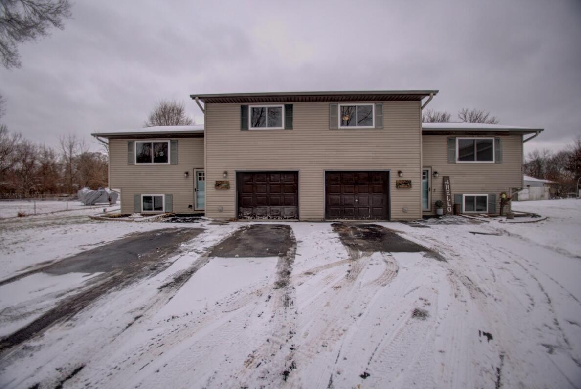 N7227 Leibl Ct #N7229, Holland, WI 54636