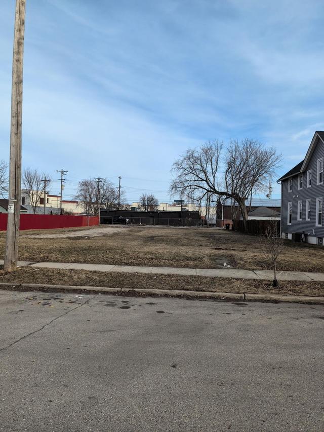 1301 Blake Ave, Racine, WI 53404