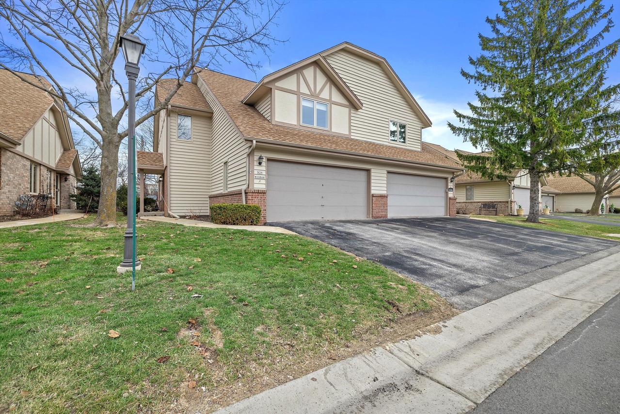 N34W23866 Grace Ave #A, Pewaukee, WI 53072
