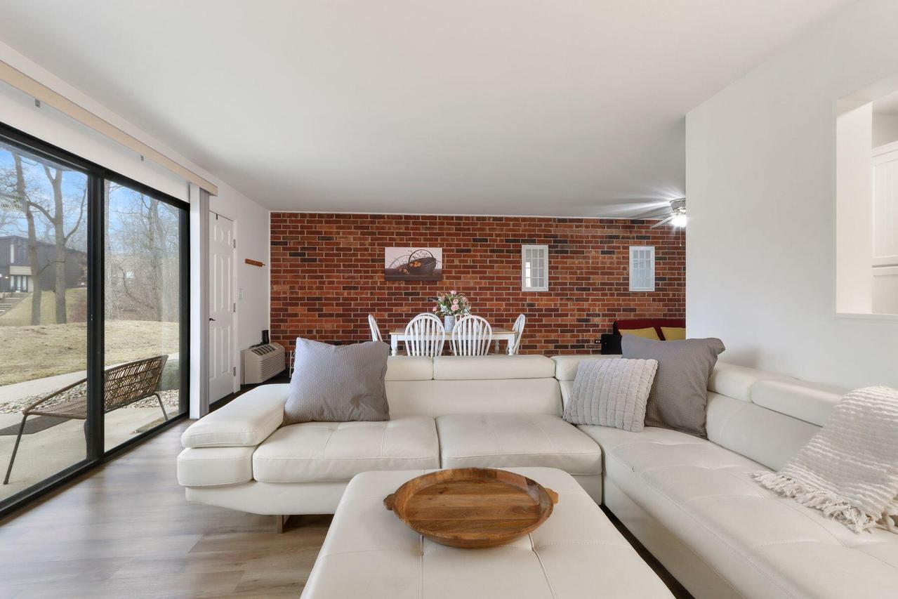 6 Zurich Ct #6-05, Geneva, WI 53147