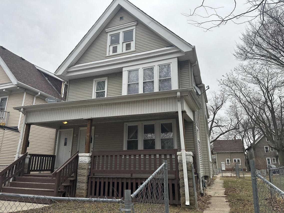 2338 N 45th St #2340, Milwaukee, WI 53210