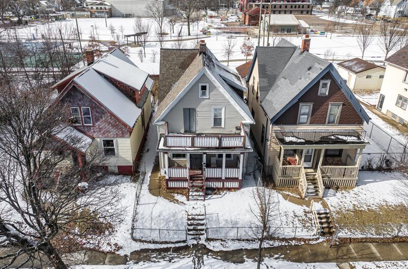 3139 N 21st St, Milwaukee, WI 53206