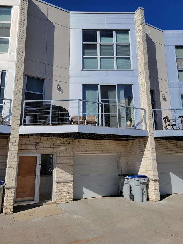 2136 N Commerce St, Milwaukee, WI 53212
