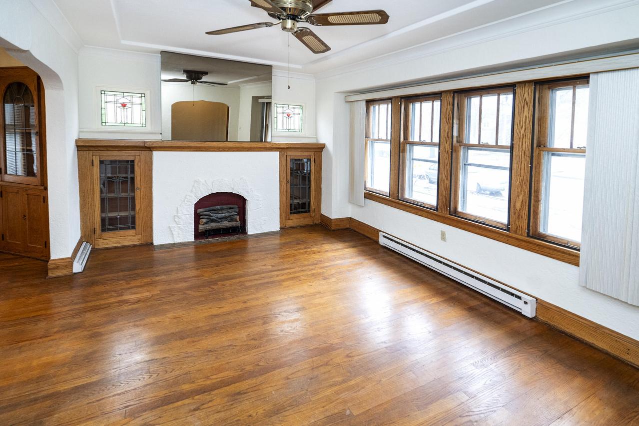 160 N 68th St, Milwaukee, WI 53213