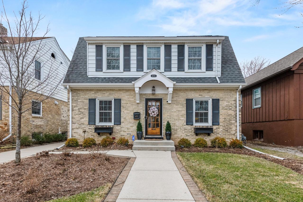 4771 N Woodruff Ave, Whitefish Bay, WI 53211