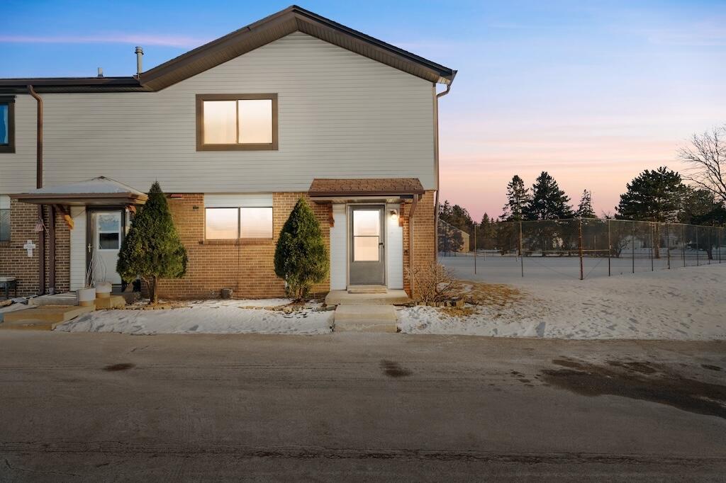 5709 Cambridge Cir #6, Mount Pleasant, WI 53406