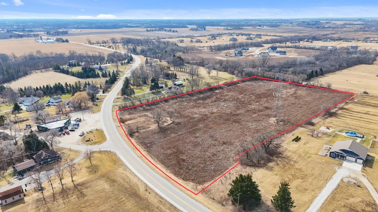 LT1 County Trunk U -, Raymond, WI 53108