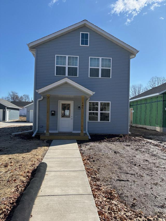 407 Oakland Ave, Waukesha, WI 53186