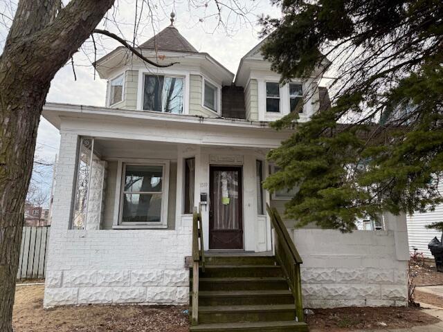 1519 Taylor Ave, Racine, WI 53403