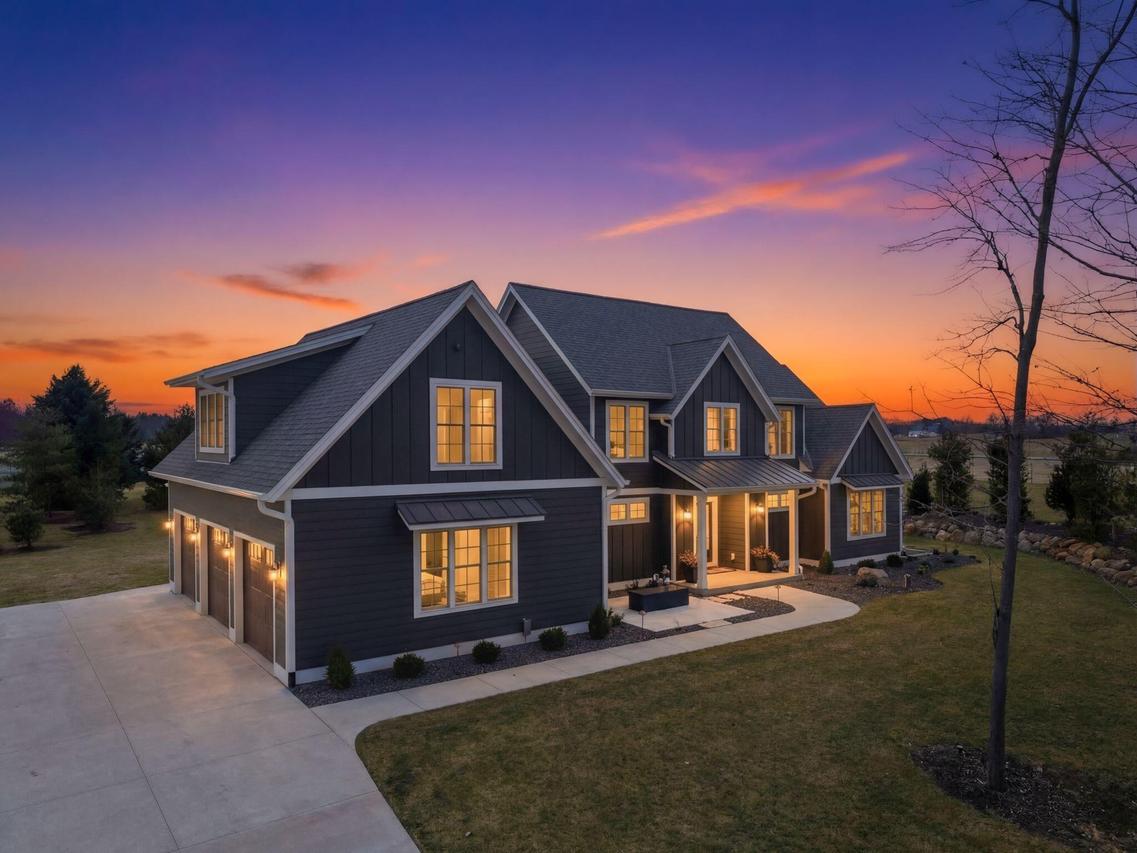 3815 Densmore Ct, Polk, WI 53086