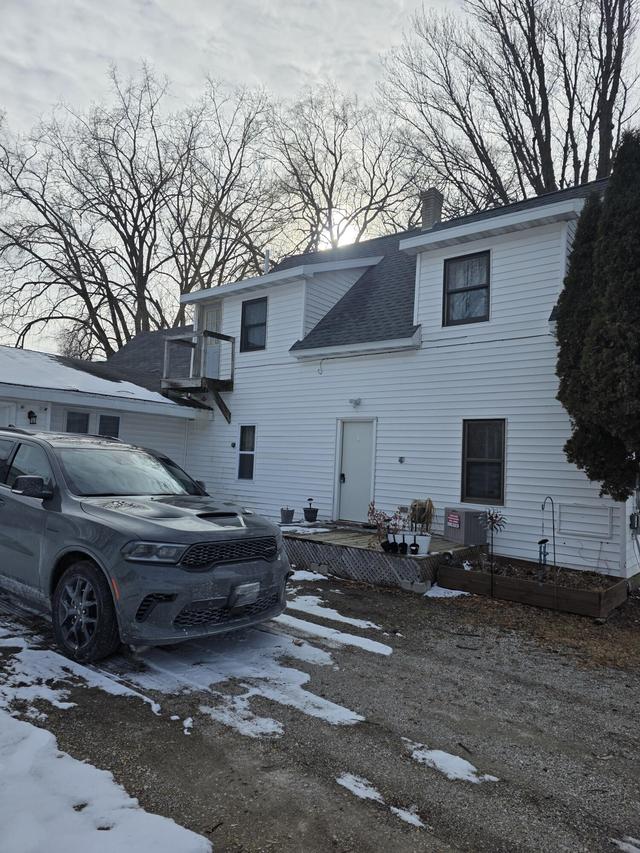 W7731 Railroad St, Shiocton, WI 54170